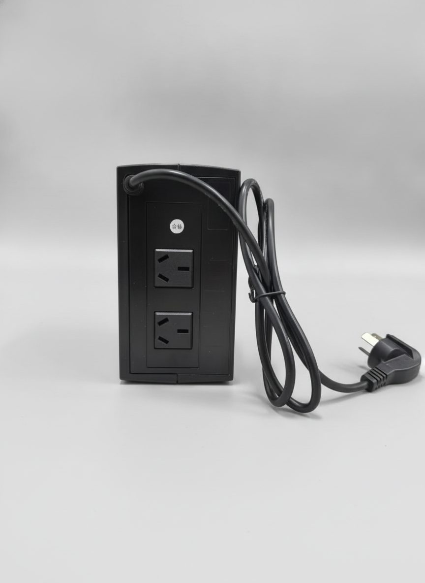 硕天 CyberPower UT600E 后备式 UPS 产品图 4